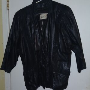 Chic Black Leather Jacket for Women